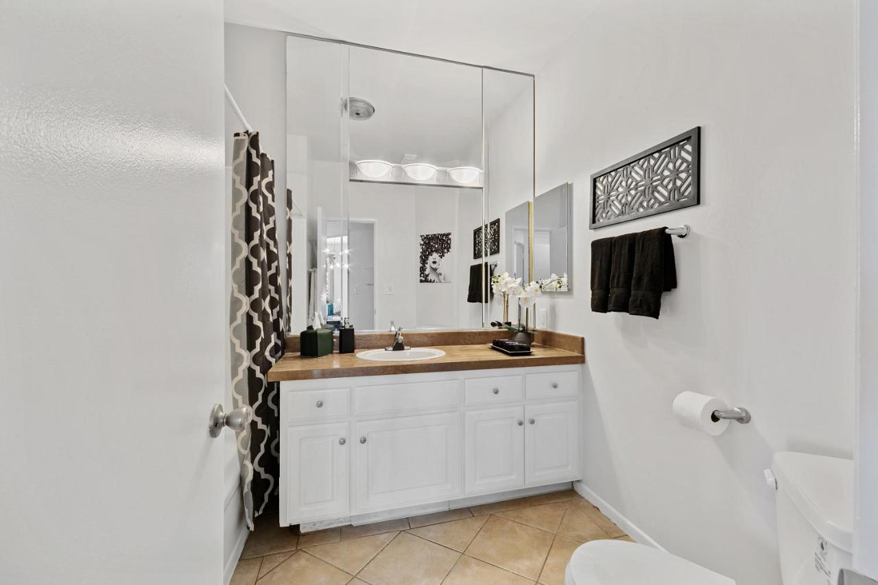 Apartahotel Beverly Hills Glamour Oasis 2 Bedroom With Parking 304 *